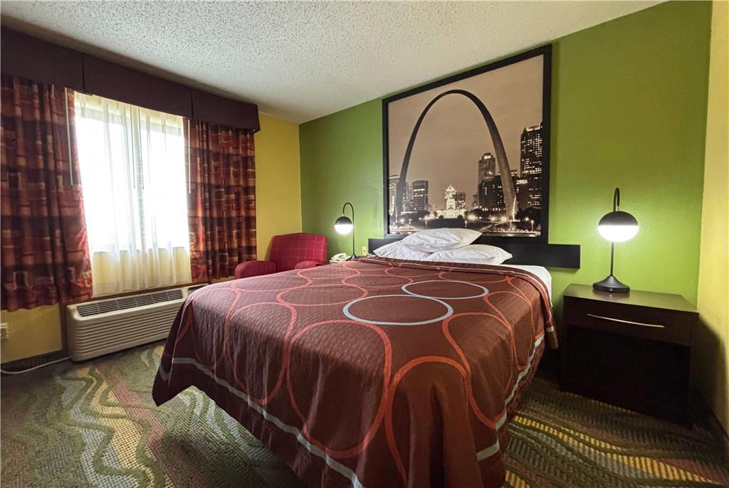Super 8 by Wyndham Jacksonville - photo 15