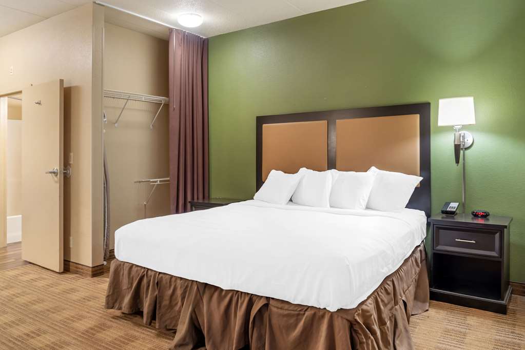 MainStay Suites Chicago Hillside - photo 18