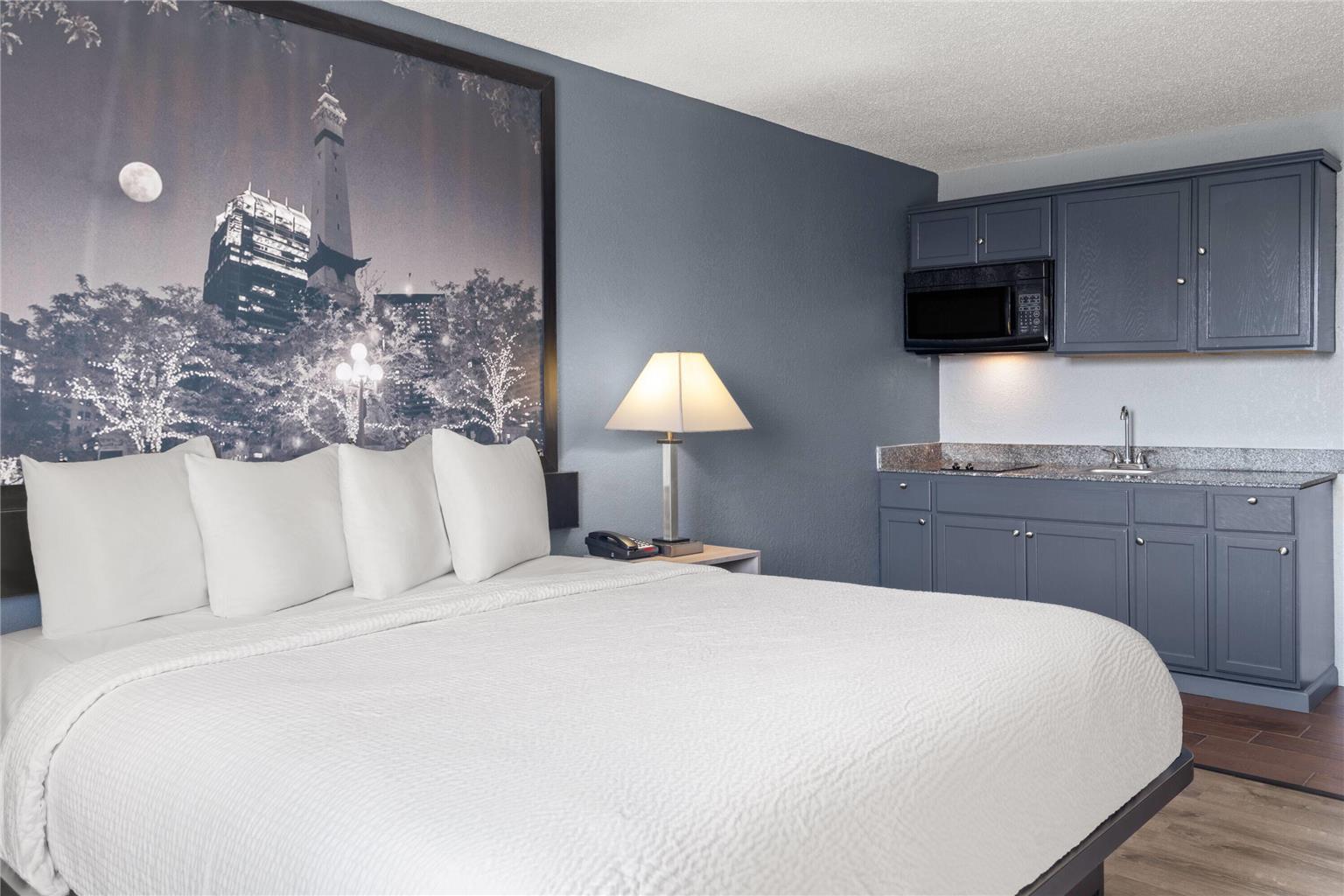 Super 8 by Wyndham Fort Wayne - photo 14