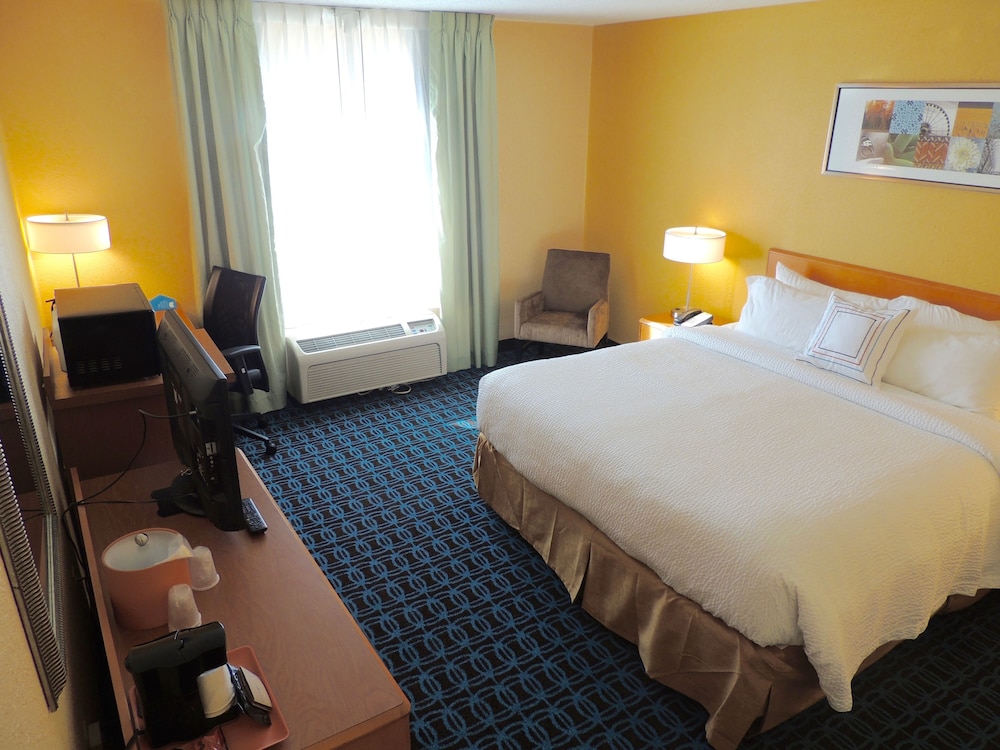 Fairfield Inn and Suites by Marriott Valparaiso - photo 4