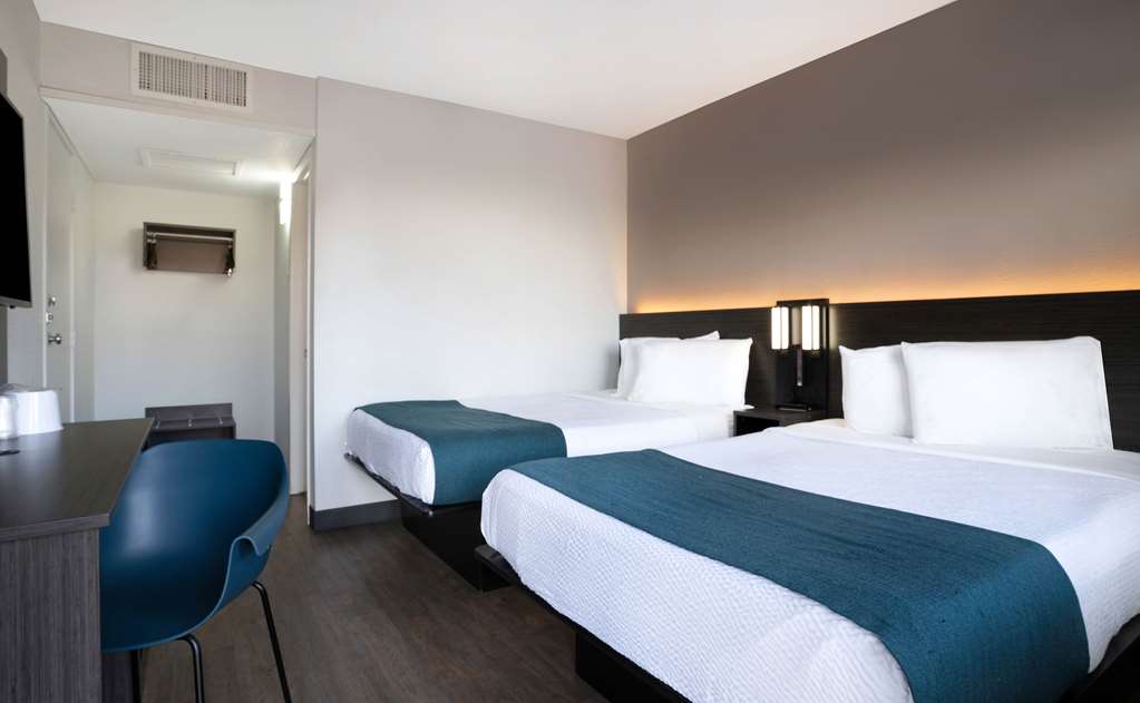 Motel 6 Bakersfield CA South - photo 6
