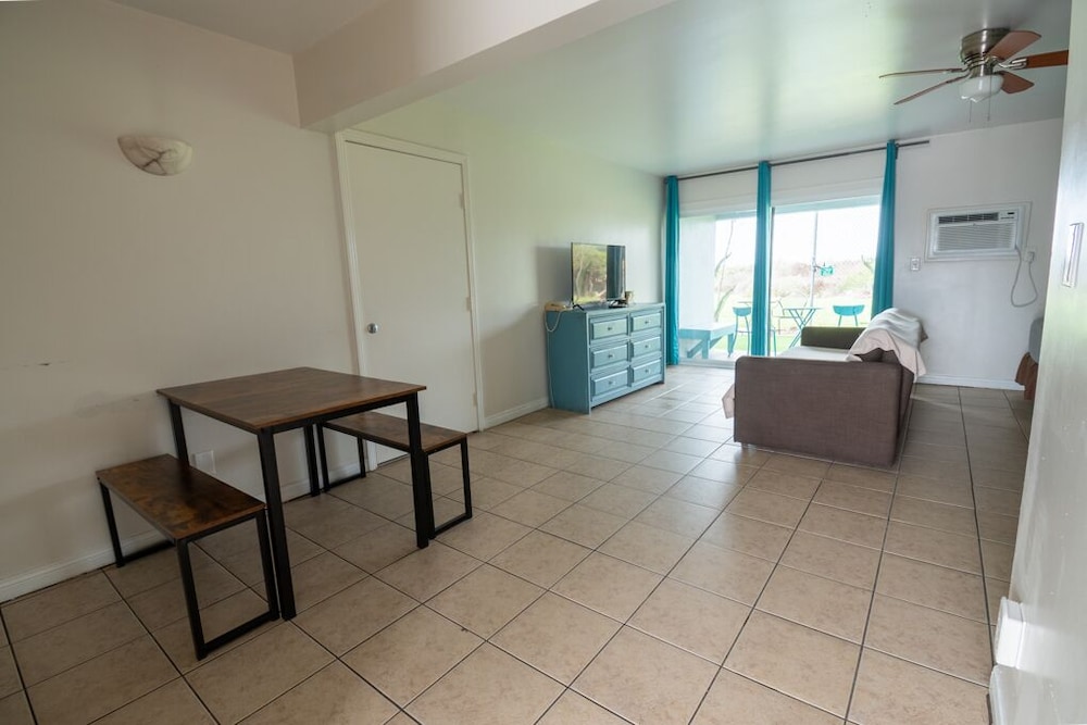Ocean Villa Inn - photo 35