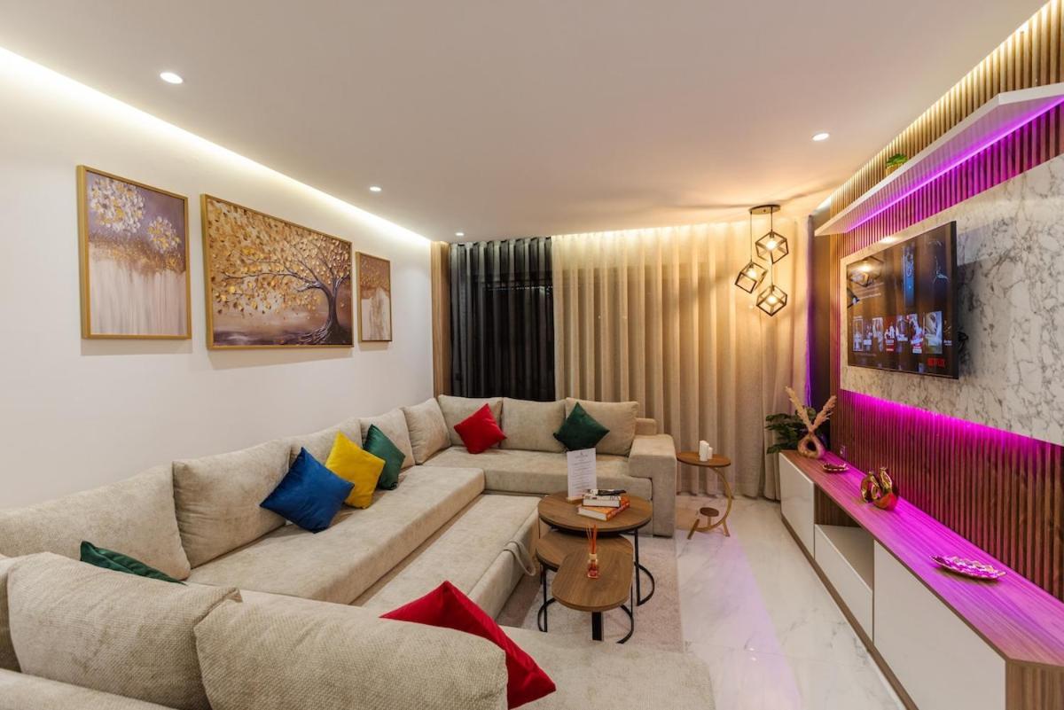 Appartement familial de luxe à la Marina — 4-Star Luxury Hotel in Tangier, Morocco