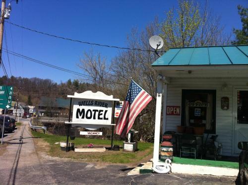 Wells River Motel - photo 60