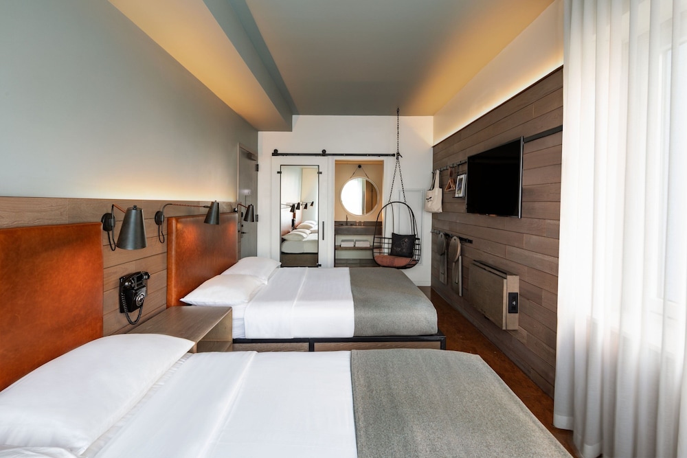 Moxy NYC Downtown - photo 8
