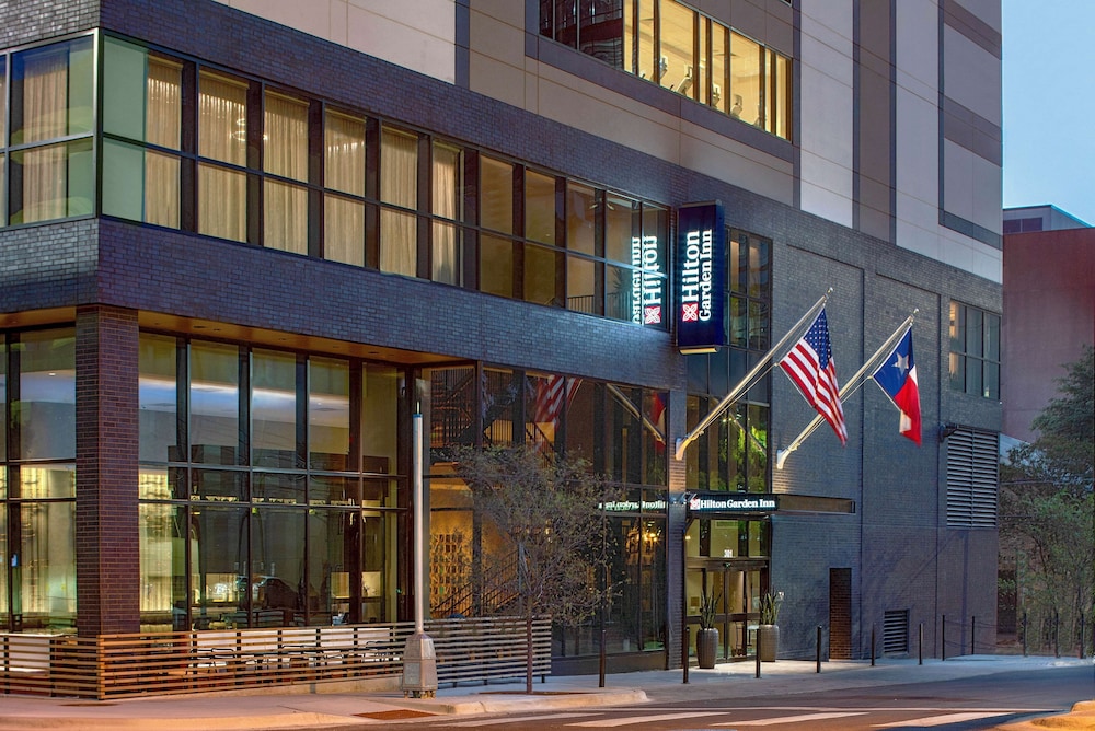 Hilton Garden Inn Austin University Capitol District - photo 52
