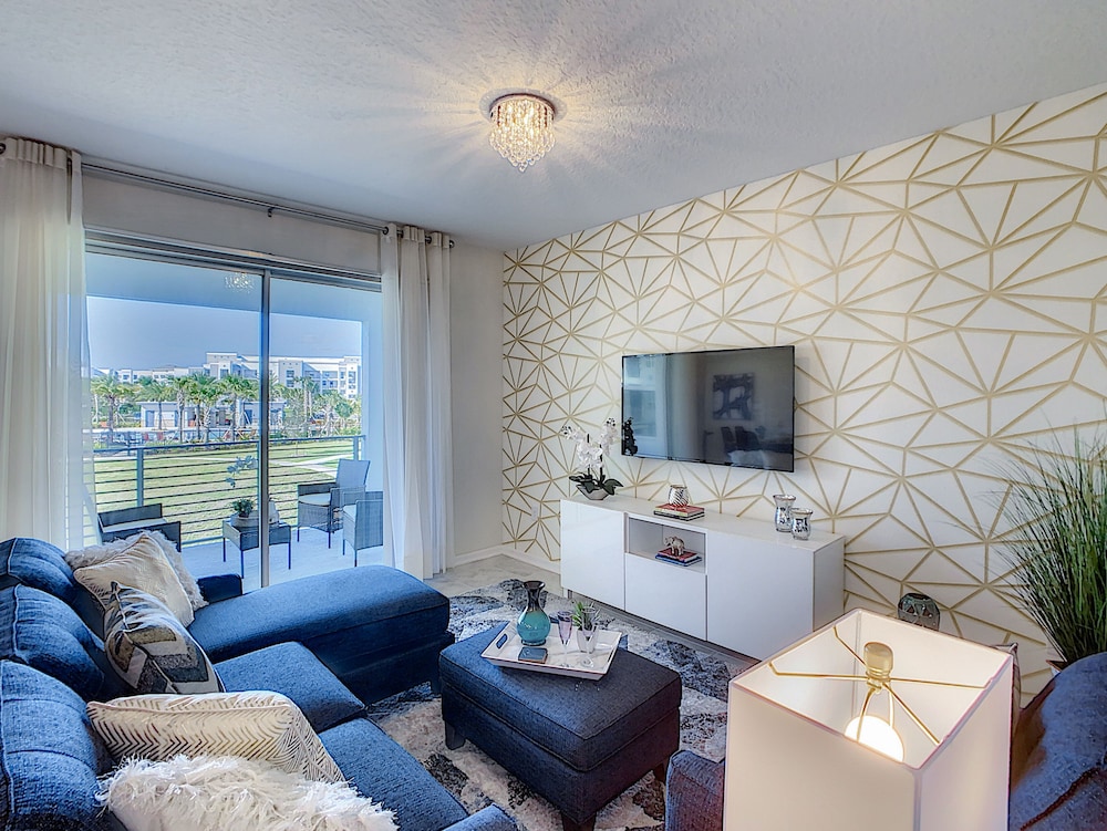 Updated Condo 5 mi to Disney On site Water Park — 4-Star Luxury Hotel in Kissimmee, United States