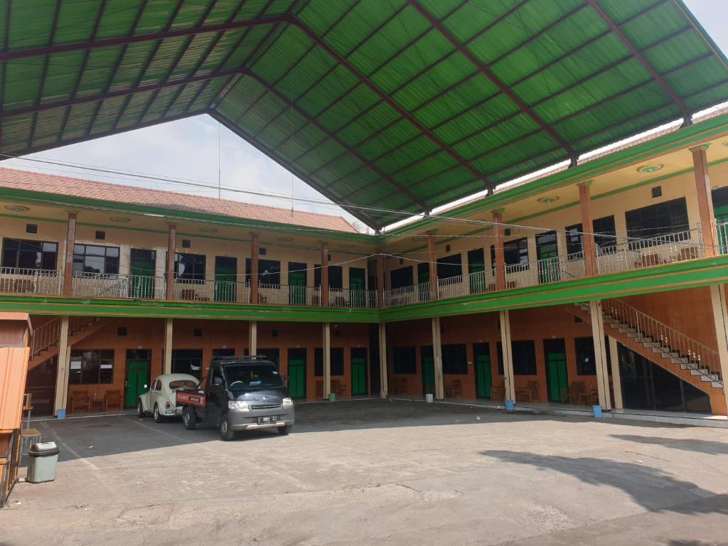 Hotel O Houstel Darma Syariah in Probolinggo, Indonesia