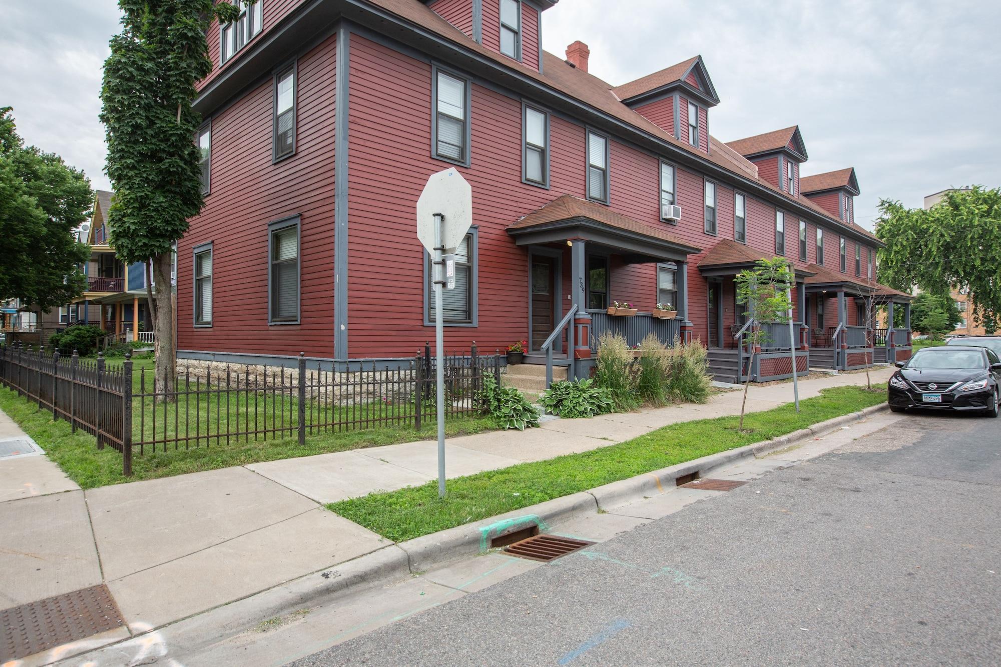 Midtown Manor — Minneapolis