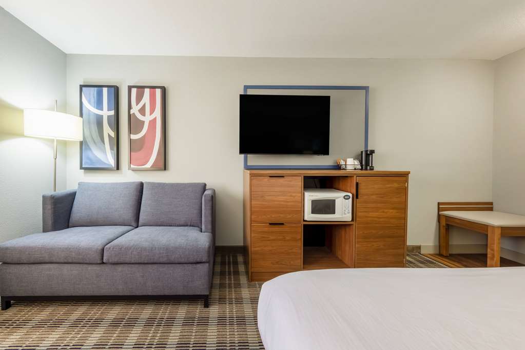 AmericInn by Wyndham Duluth - photo 21
