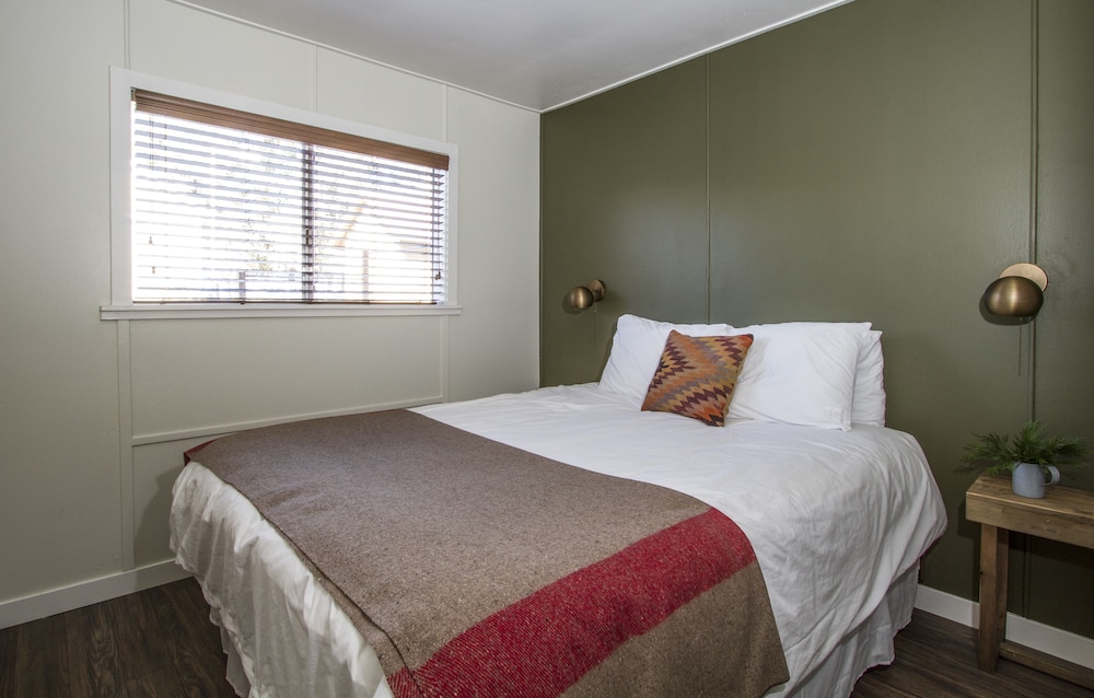 Noon Lodge at Mallard Bay - photo 25