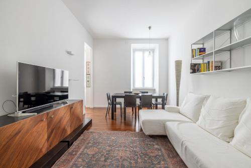 3br Comfort Apartment in Rome — 4-Star Luxury Hotel in Rome, Italy
