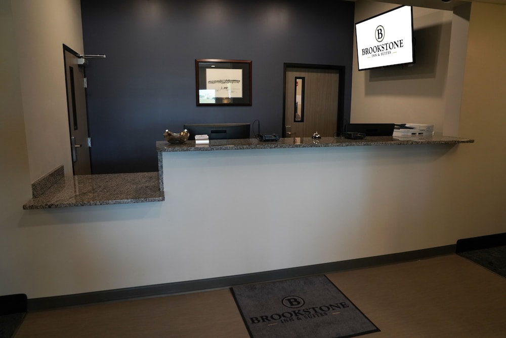Brookstone Fort Dodge - photo 4