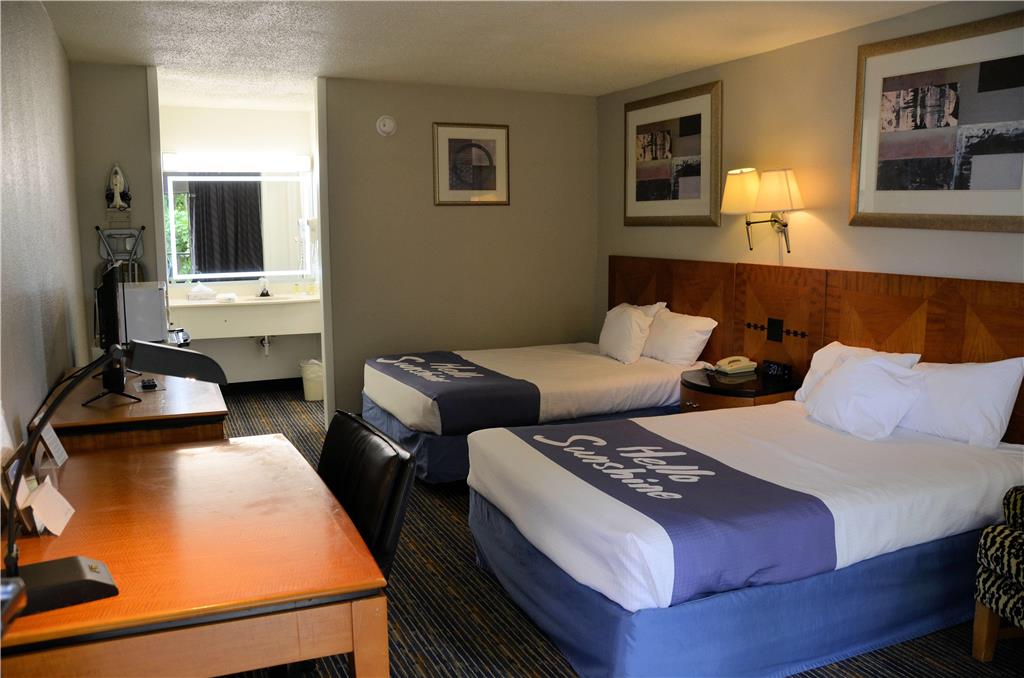 Days Inn by Wyndham Luray Shenandoah - photo 47