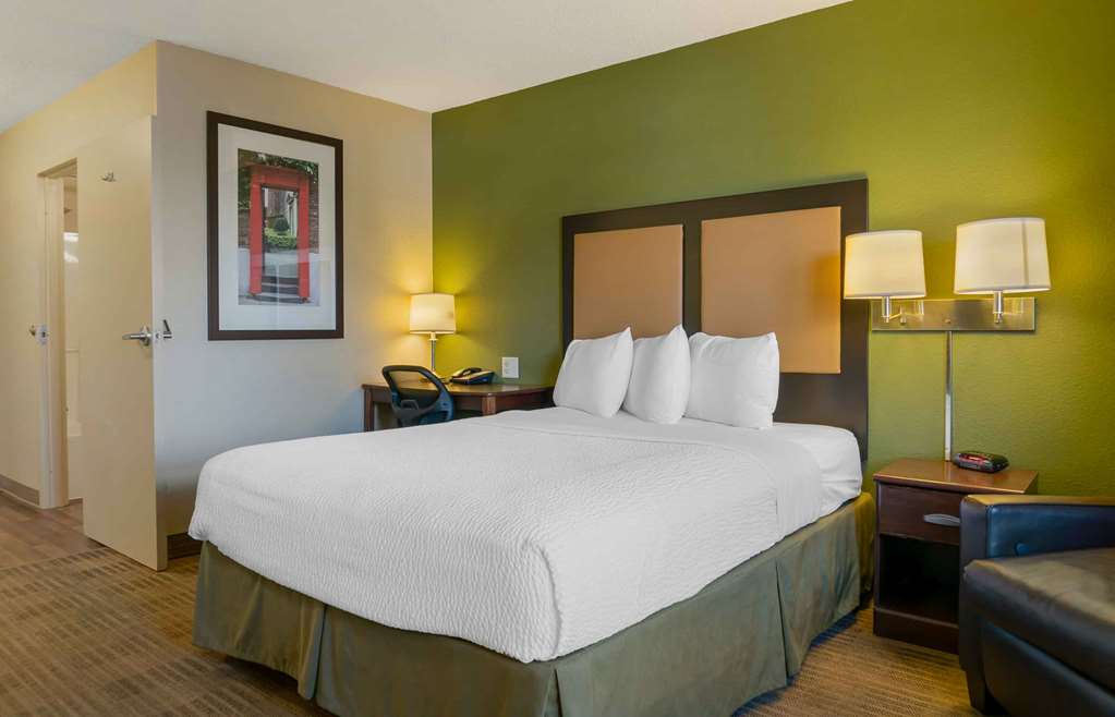 Extended Stay America Suites Detroit Metropolitan Airport - photo 8