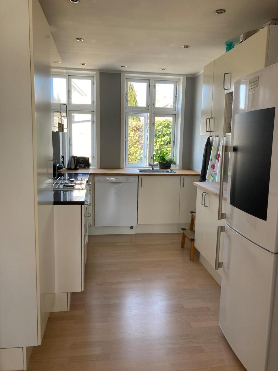 Charmerende Byhus Tæt Pa Alt — Svendborg — photo 4