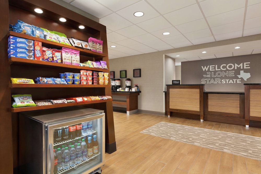 Hampton Inn Houston Hobby Airport - photo 35