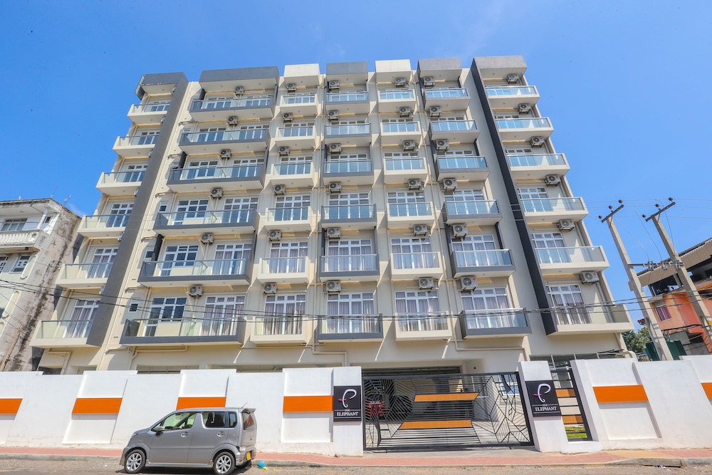 Pink Elephant Tourist Apartment Hotel in Dehiwala-Mount Lavinia, Sri Lanka