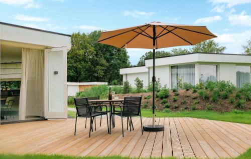 2 Bedroom Amazing Home In Afferden — 5-Star Luxury Hotel in Afferden, Netherlands