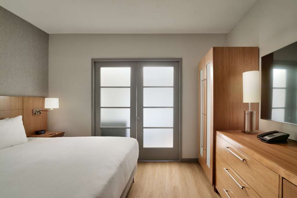 Hyatt Place at Anaheim Resort Convention Center - photo 15