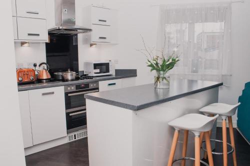2 Bed City Centre Apartment by BrumStay UK — 4-Star Luxury Hotel in Birmingham, United Kingdom