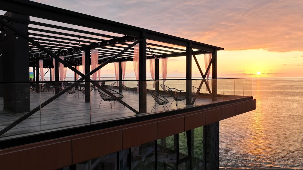 Hotel Navi - last minute hotel in Batumi