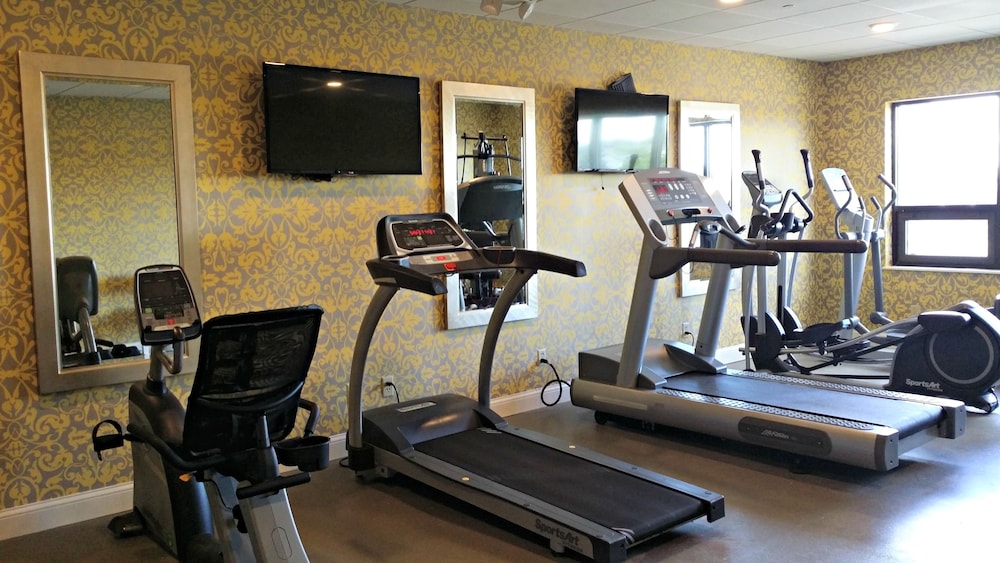 Holiday Inn Express Janesville I 90 & US Hwy 14 by IHG - photo 21
