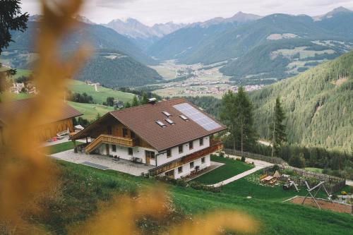 Longtan Hotel - carbon neutral hotel in Yulin