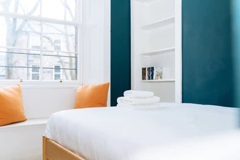Stockbridge Two Bedroom Apartment — 4-Star Luxury Hotel in Edinburgh, United Kingdom