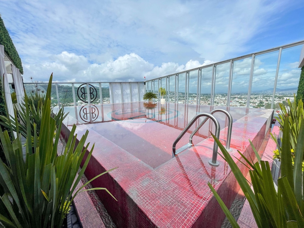 Rooftop pool