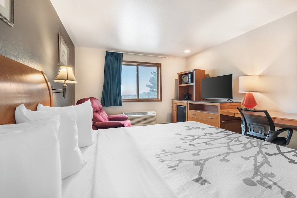 Colstrip Inn & Suites - photo 9
