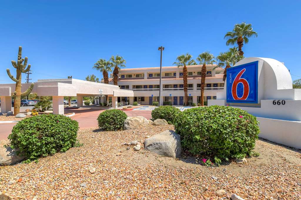 Motel 6 Palm Springs CA Downtown - featured photo