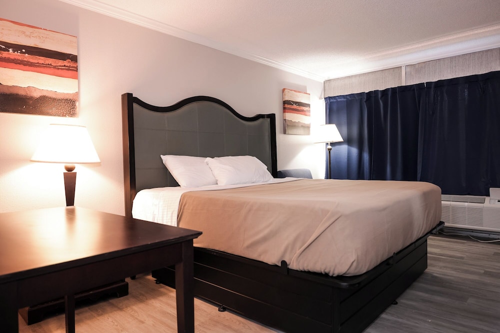Riverside Inn & Suites by OYO Danville Ceaser Casino - photo 24