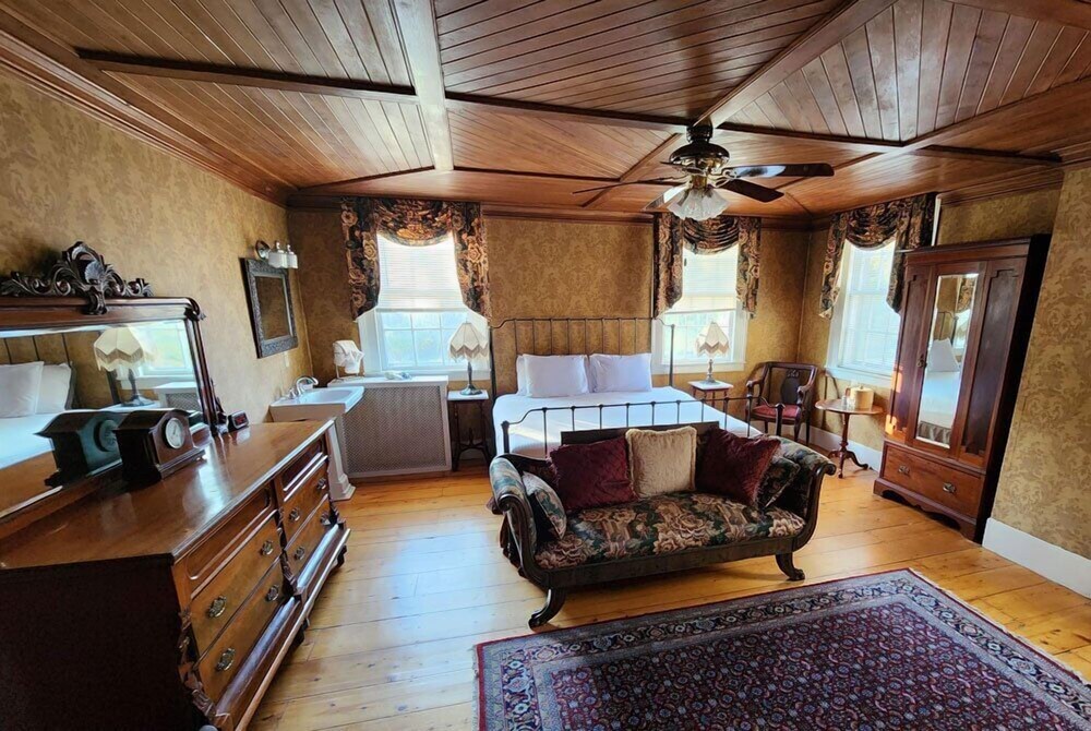 Arlington Inn - photo 33