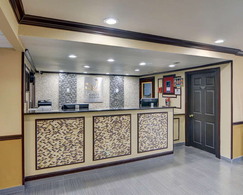 Quality Inn DFW Airport North - photo 9