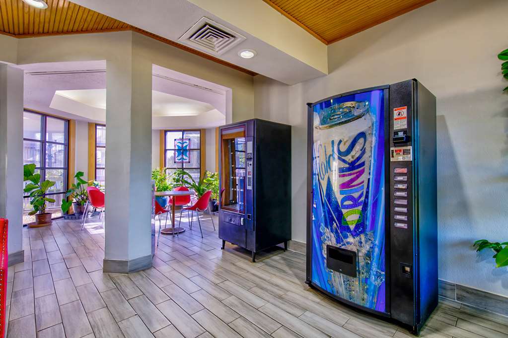 Motel6 Birmingham AL Medical Center - photo 25