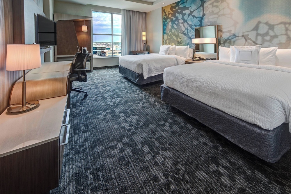 Courtyard by Marriott Kansas City Downtown Convention Center - photo 5