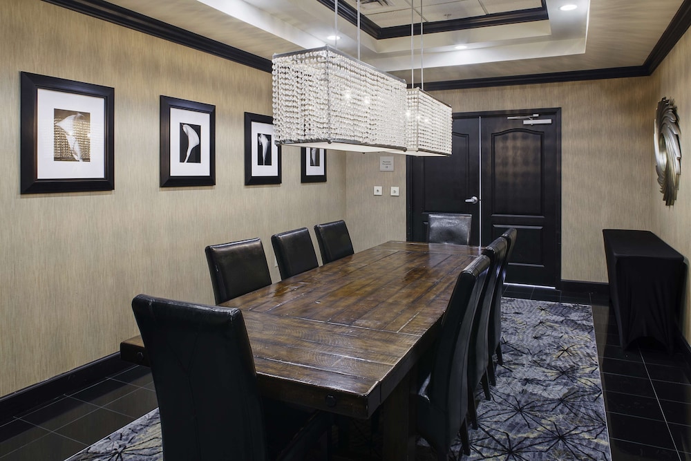 Hilton Garden Inn Jonesboro - photo 49