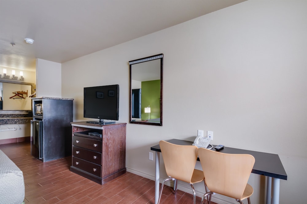 Eagle Ford Inn - photo 22