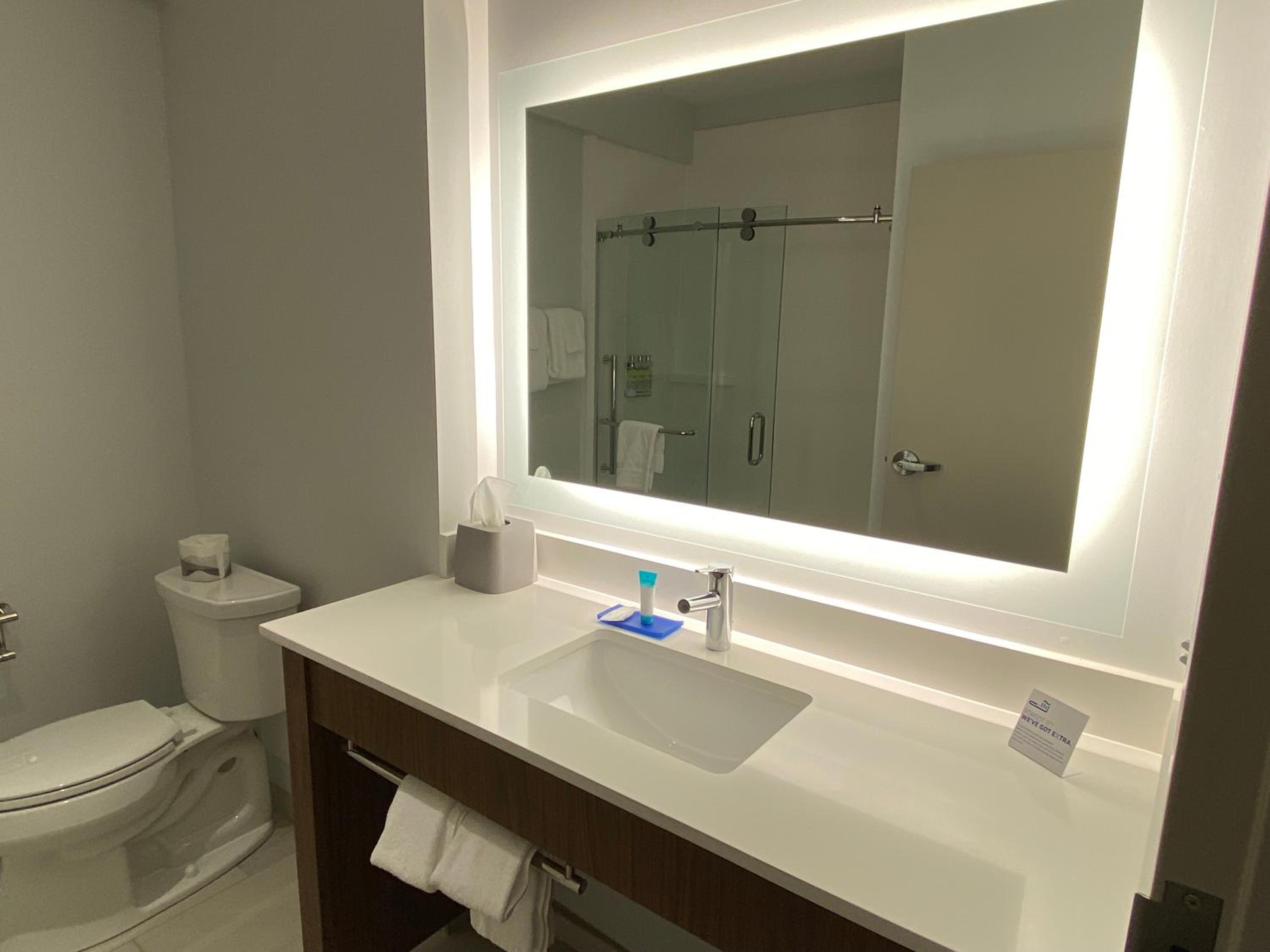 Holiday Inn Express And Suites Dahlonega University Area an IHG Hotel - photo 48