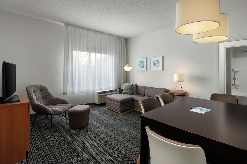 TownePlace Suites by Marriott Florence - photo 17