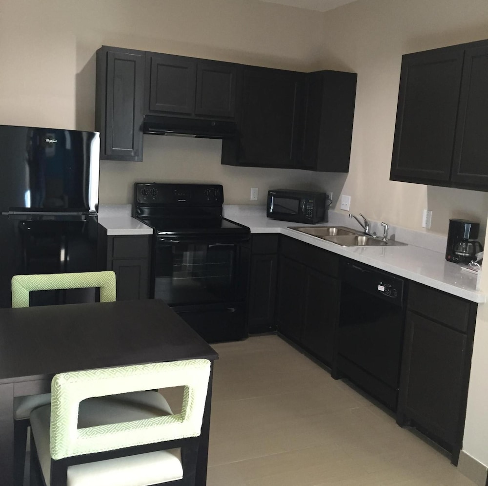 Residency Suites Cotulla - photo 22