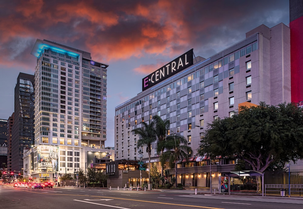 E Central Downtown Los Angeles Hotel - photo 35