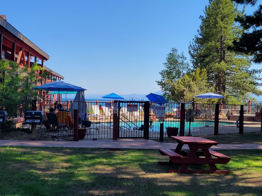 Edgelake Beach Club by Coolvacay - photo 25
