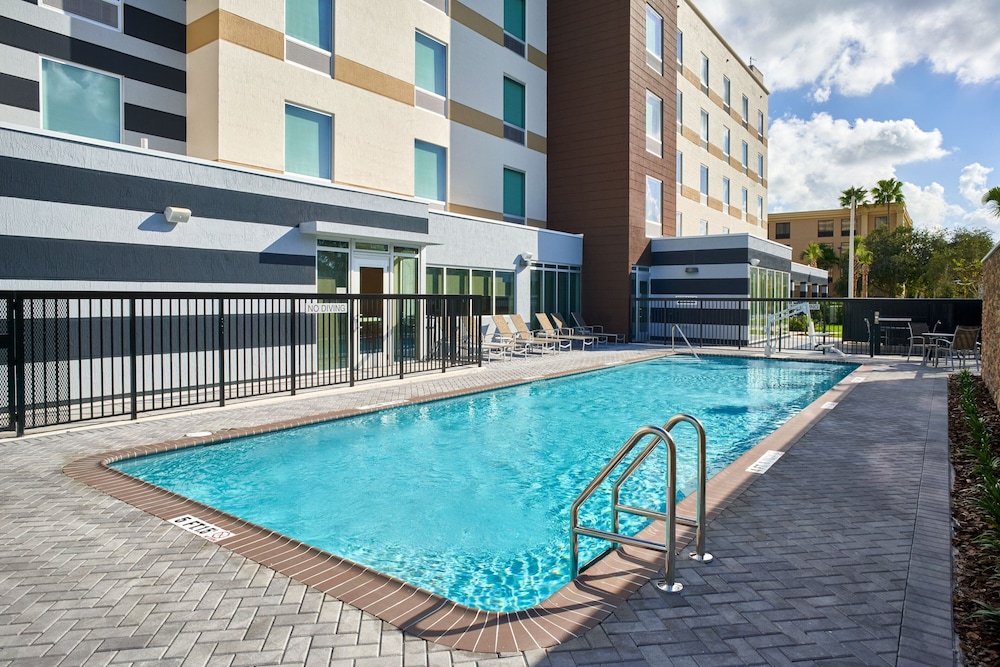 Fairfield Inn & Suites by Marriott West Palm Beach - photo 18