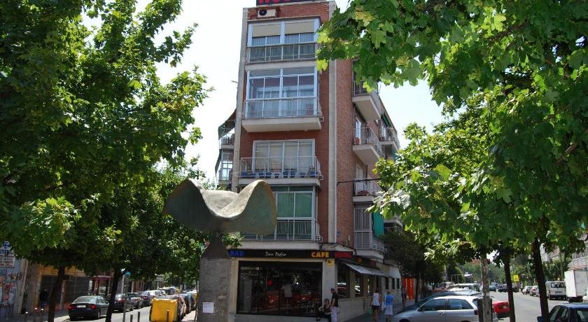Hostal Don Pedro hotel Vista Alegre Madrid
