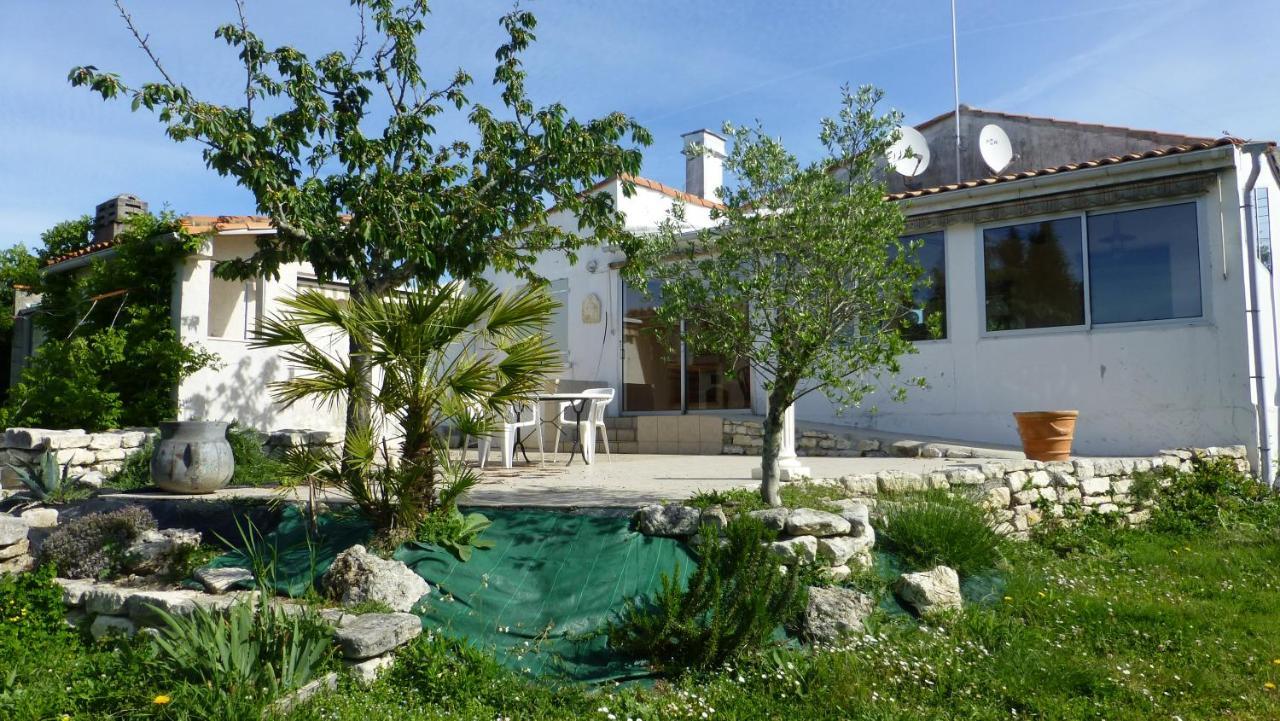 Boulevard 66 in Rochefort, France