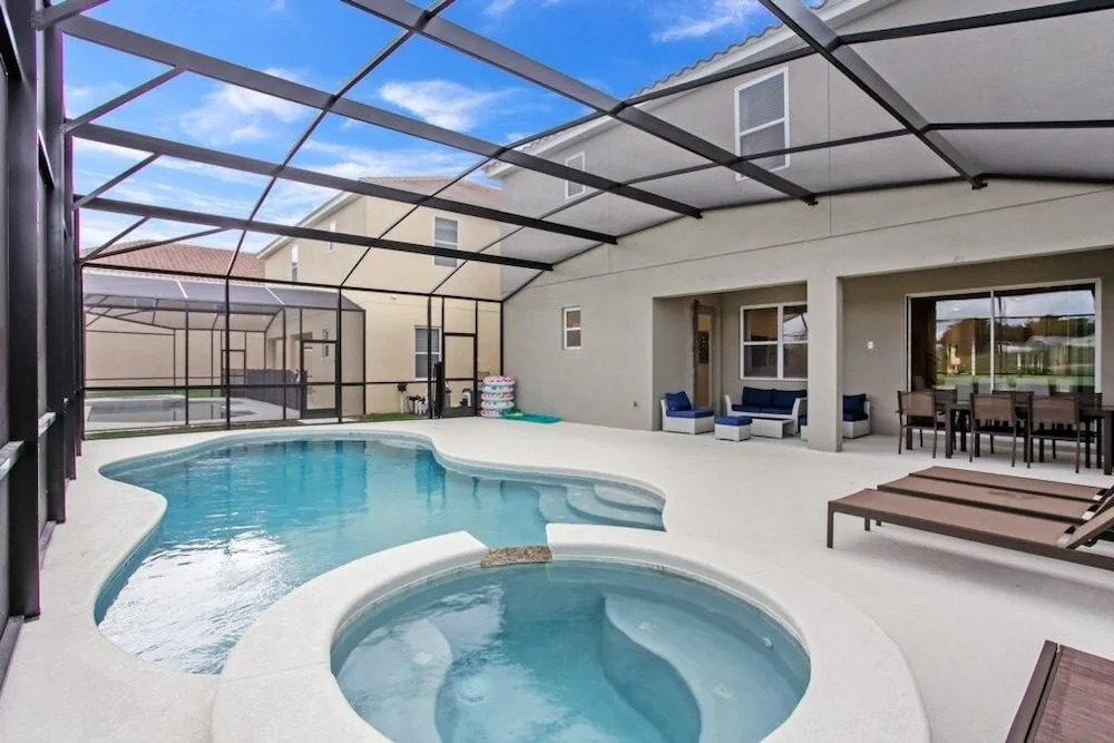 Luxury 12 Bed Pool Villa at Solterrra Resort - photo 15