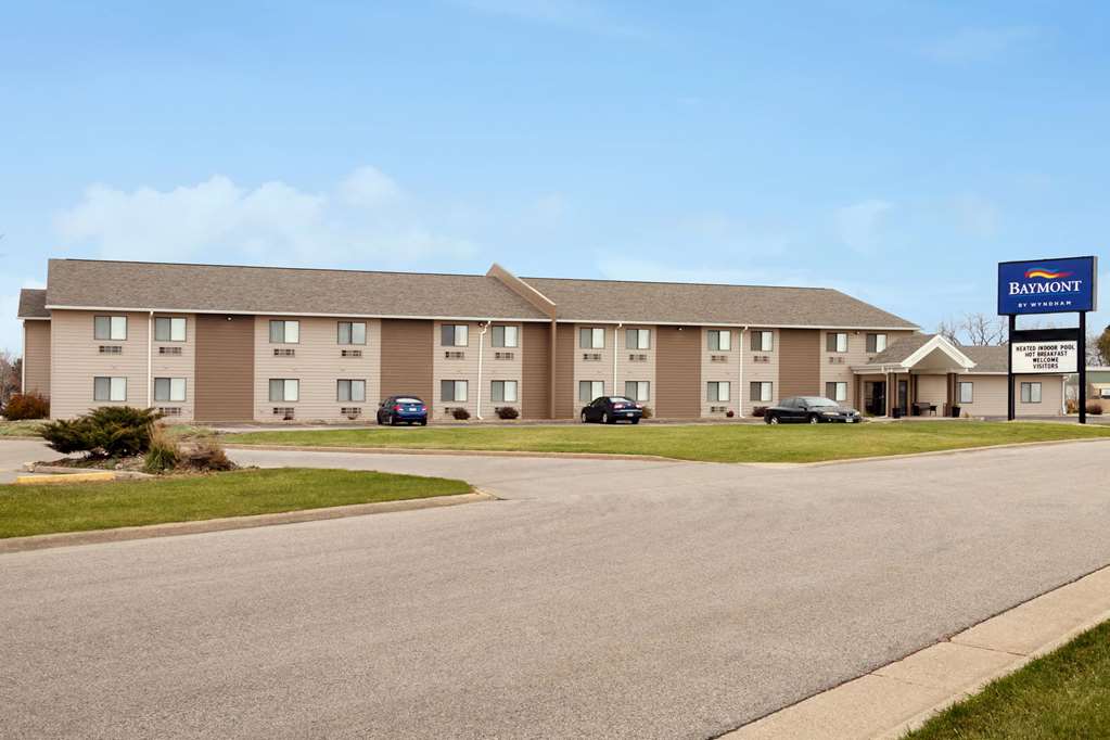 Baymont by Wyndham Sioux Falls West Sioux Near Airport - featured photo