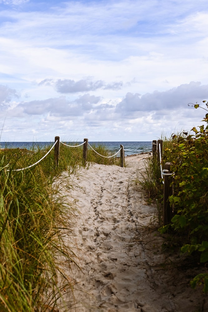 Hillsboro Beach Resort by Kasa - photo 30